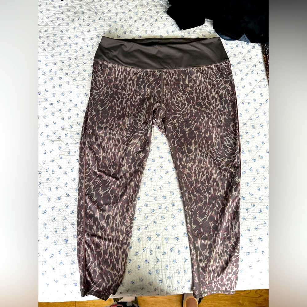 Z by Zella patterned leggings